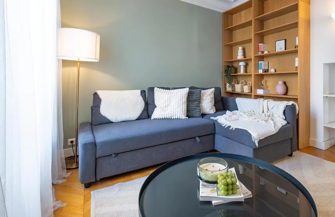 Spacious Apartment For 6 People-1