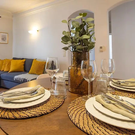 Spacious Apartment For 6 People-2